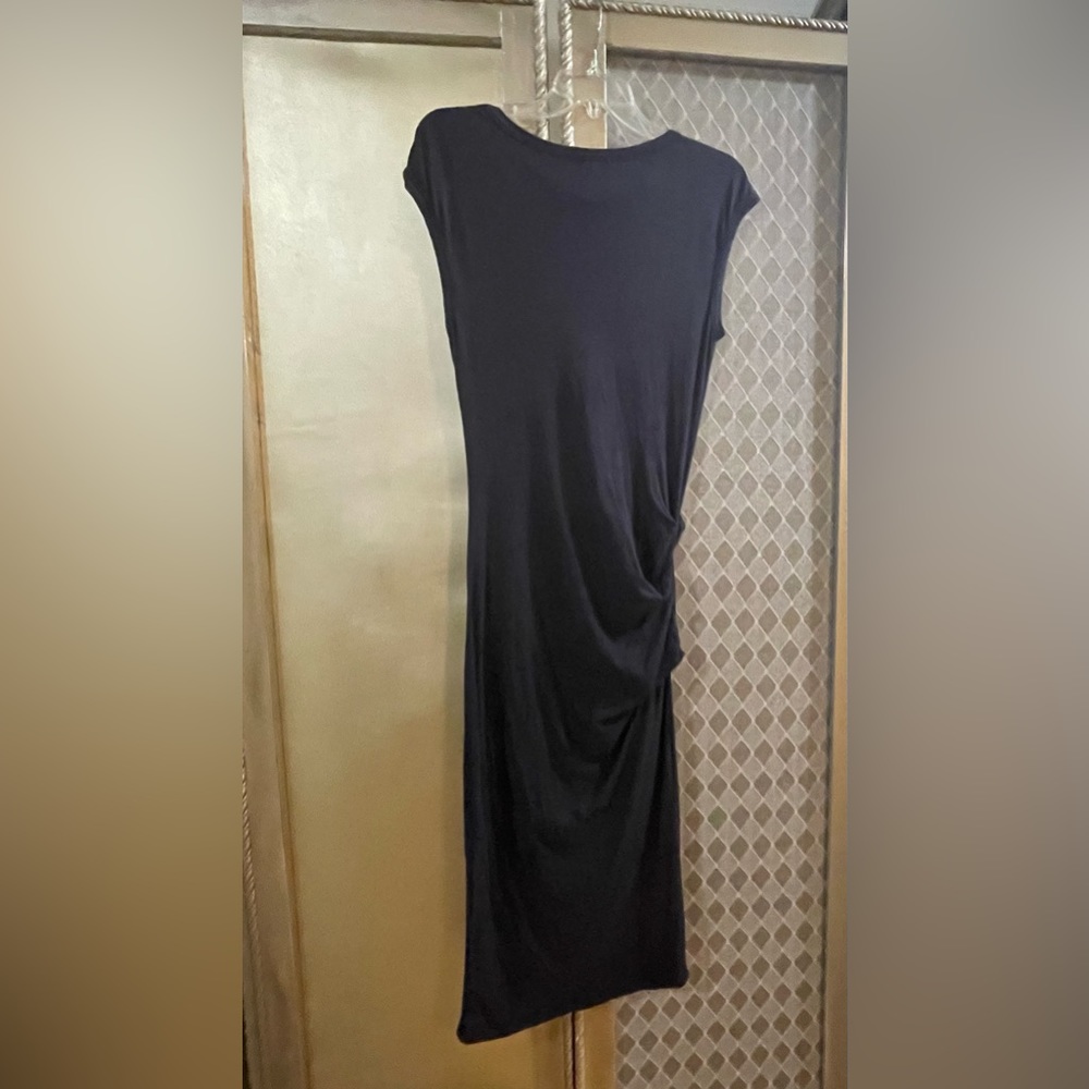 - Worn once washed smoke and animal free home also in black both size 1 hu…